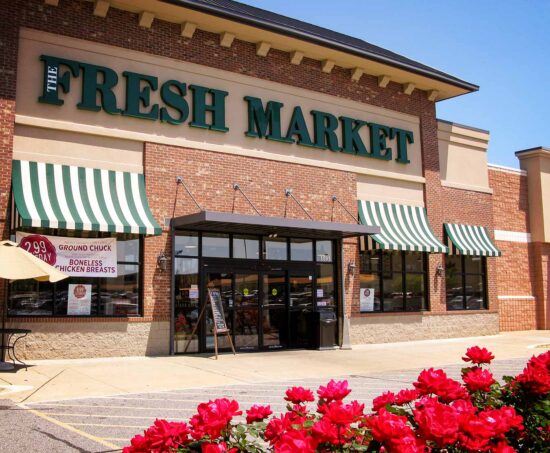 A Mapes canopy updates a Fresh Market shop in Columbus, GA.